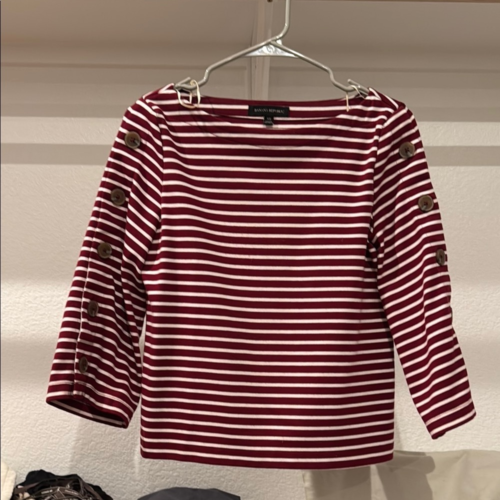 Banana Republic Red and White Boxy 3/4 Sleeve Blouse